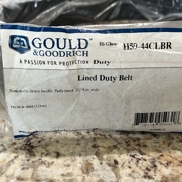 GOULD & GOODRICH Duty Belt, 44” 2 1/4 Inch Width, Hi-Gloss, Synthetic Polymer - Picture 2 of 4